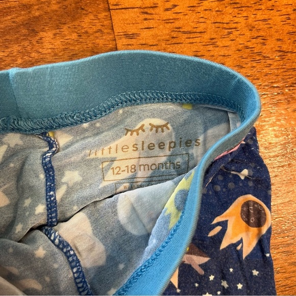 Little Sleepies Space 2 pc pajamas blue size 12-18 months - Picture 5 of 6